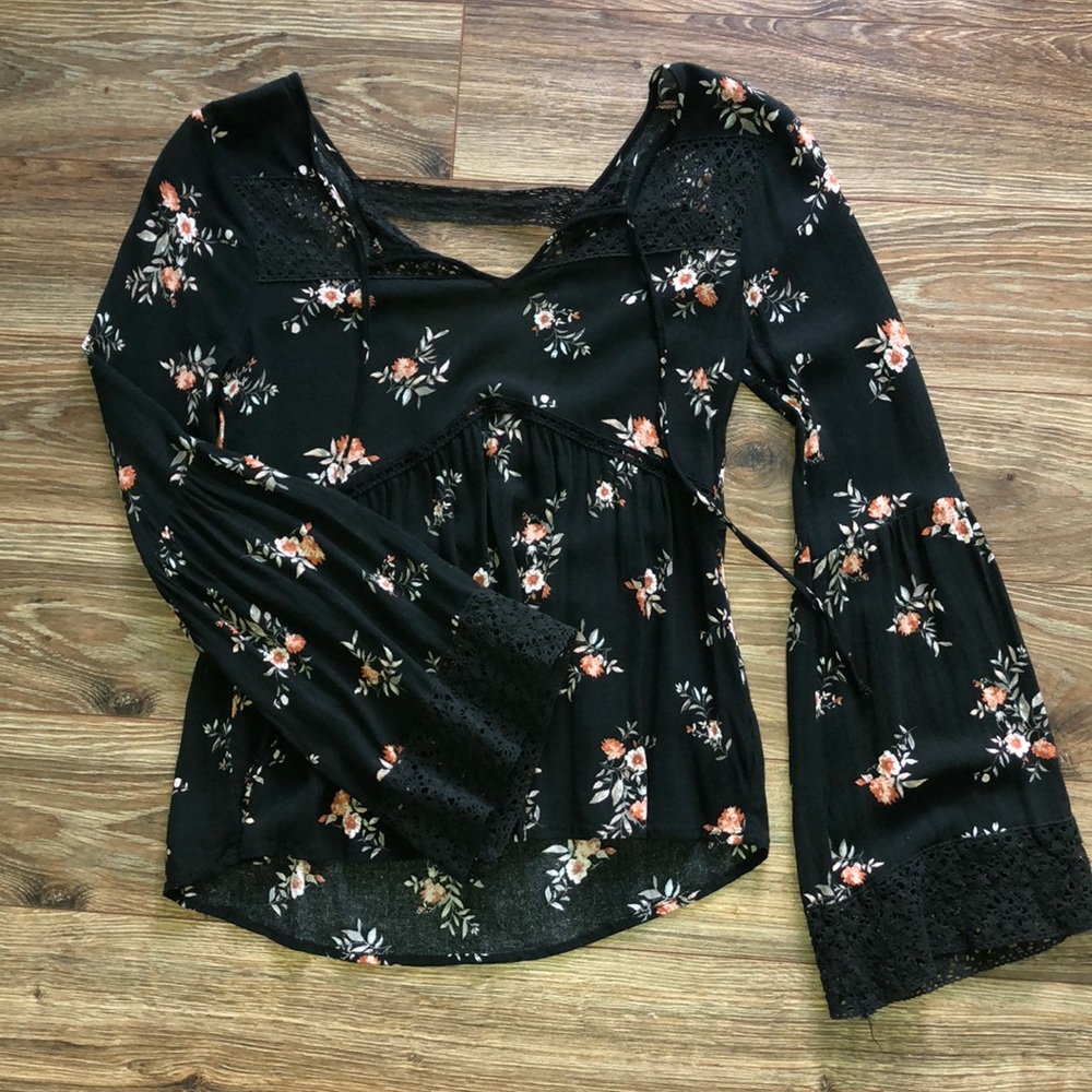 Socialite Floral Lace Long Sleeve (XS)